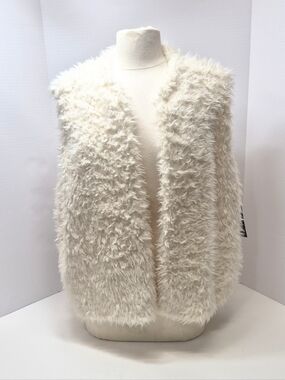 New ROUGE COLLECTIO Cream Faux Fur Vest